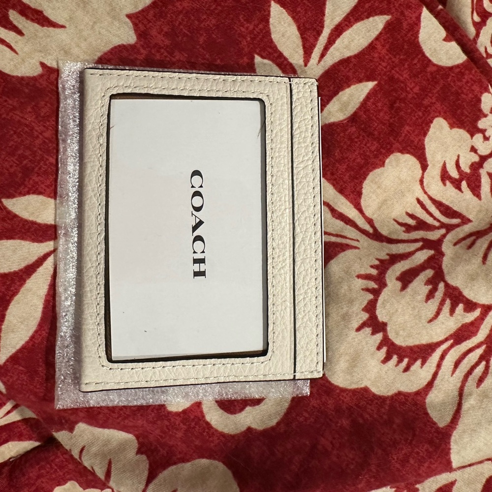 Coach Cream Leather Card Holder - Picture 2 of 4
